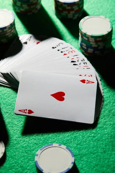 Live-dealer table setup